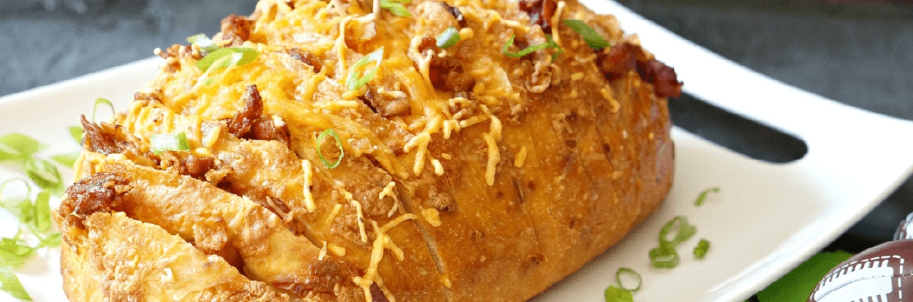 Cheddar Bacon Hasselback Bread Cheddar Bacon Hasselback Bread